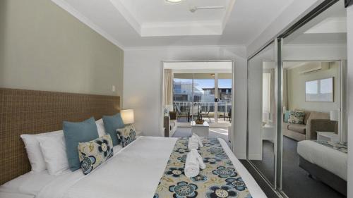 Ettalong Beach House | Oceanview Gem - Ettalong Beach Resort Wifi