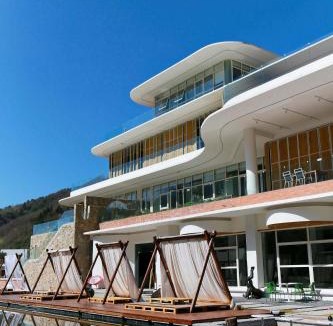Gaocun Hotel | Old River Story Art Mountain Retreat