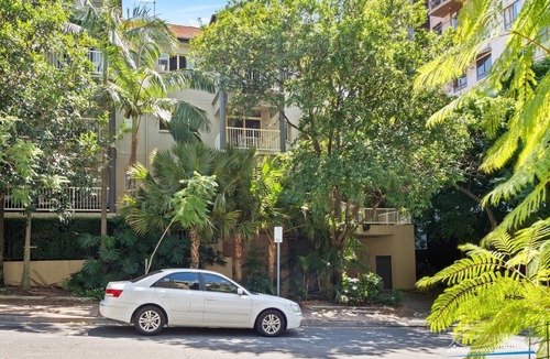 Kangaroo Point Apartment | One Bedroom Unit In the Heart of Kangaroo Point