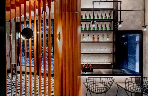 Sai Wan Hotel | Oootopia West