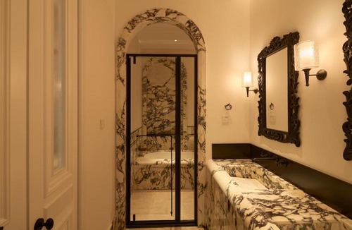 Downtown Shanghai Hotel | OPARTMENT The Far Eastern Hotel - People's Square