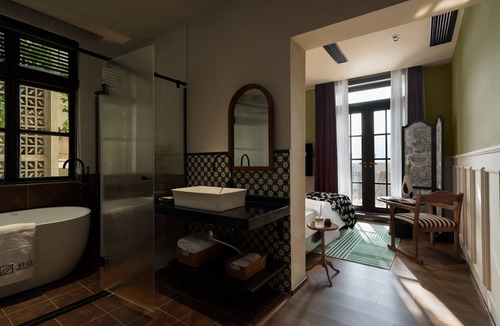 Wusheng County Hotel | OR BLACK Hotel