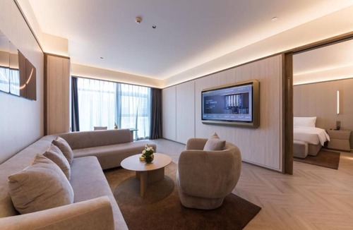 Huadu Hotel | Orange Crystal Guangzhou Huadu Hotel