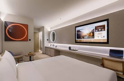 Yuhang District Hotel | Orange Crystal Hangzhou Canal Wanda