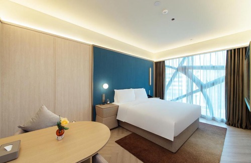 Lianyungang Hotel | Orange Crystal Hotel Lianyungang High-speed Railway Station