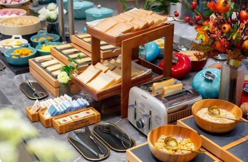 Guanshanhu District Hotel | Orange Crystal Hotel Guiyang Guanshanhu Park