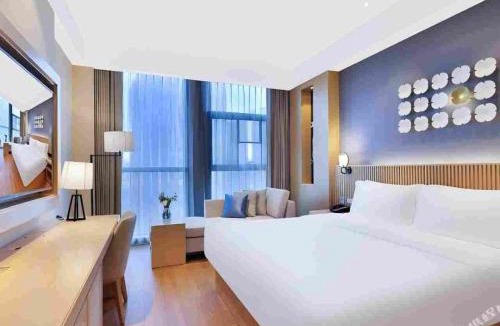Guanshanhu District Hotel | Orange Crystal Hotel Guiyang Guanshanhu Park