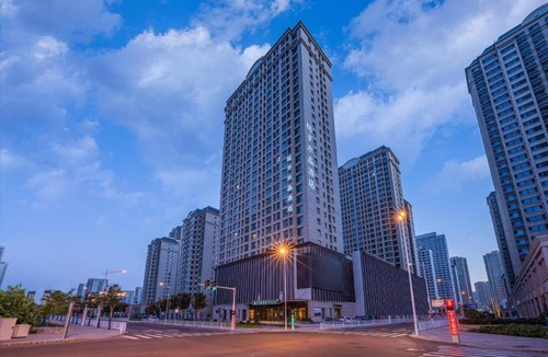 Dunhuang Road District Hotel | Orange Crystal Hotel Lanzhou West Railway Station Zhongtianjian Plaza