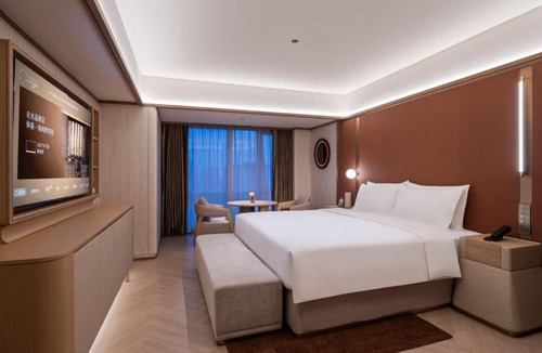 Longhu Qu Hotel | Orange Crystal Hotel MixC Shantou East Coast