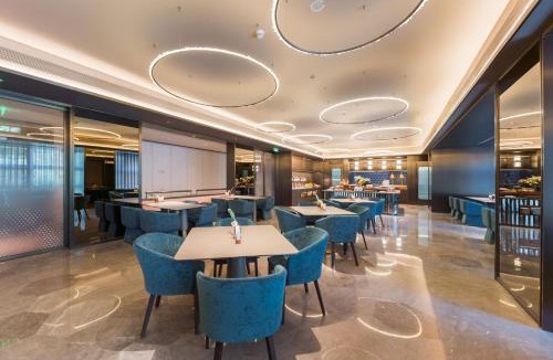 Shibei Hotel | Orange Crystal Hotel Qingdao Taidong Pedestrian Street
