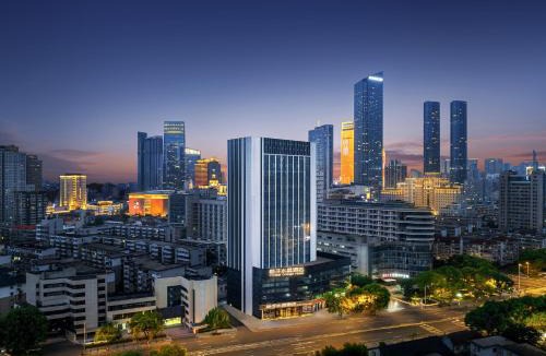 Liangxi District Hotel | Orange Crystal Hotel Wuxi Nanchang Street Sanyang Square