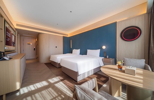 Jiangcheng District Hotel | Orange Crystal Hotel Yangjiang