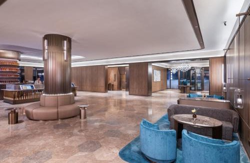 Guangling Qu Hotel | Orange Crystal Hotel Yangzhou East Railway Station Grand Canal