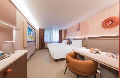 Xuanwu Hotel | Orange Hotel Beijing West Railway Station South Square