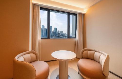 Jeifangbei Central Business District Hotel | Orange Hotel Chongqing Jiefangbei Hongyadong River View