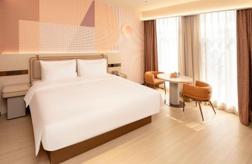 Long Hua Hotel | Orange Hotel Haikou East Railway Station