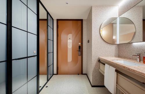 Qiongshan Hotel | Orange Hotel Haikou Provincial Government Sun and Moon Plaza