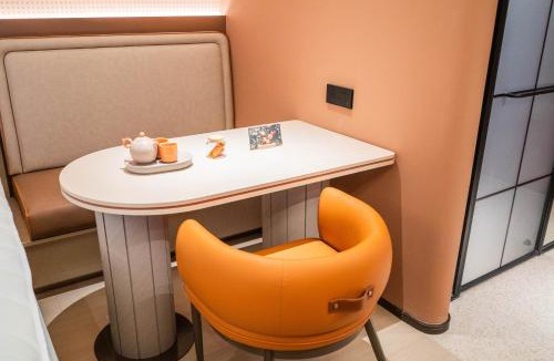 Hongqiao Hotel | Orange Hotel -Shanghai Caohejing Wuzhong Road