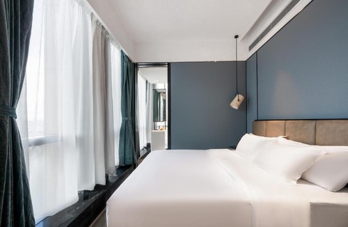 Buji Hotel | Orange Hotel Shenzhen Shanglilang Subway Station