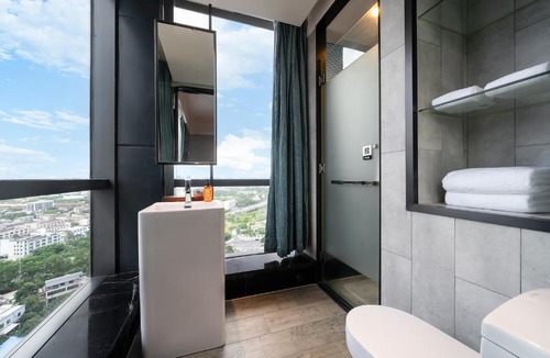 Buji Hotel | Orange Hotel Shenzhen Shanglilang Subway Station