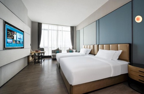 Buji Hotel | Orange Hotel Shenzhen Shanglilang Subway Station