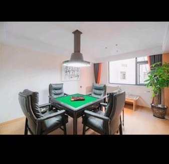 Fucheng District Hotel | Orange Huaju Hotel