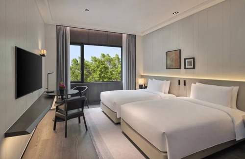 Baiyun Hotel | Oriental Resort Guangzhou