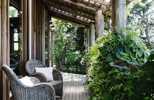 Forrest House | Otways Loft - Train & Tree House : Forrest