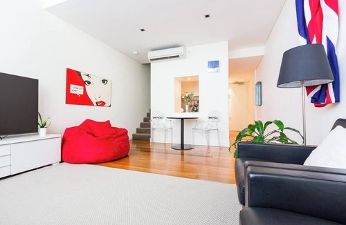 Surry Hills Apartment | Oversized Designer Warehouse in Surry Hills/City