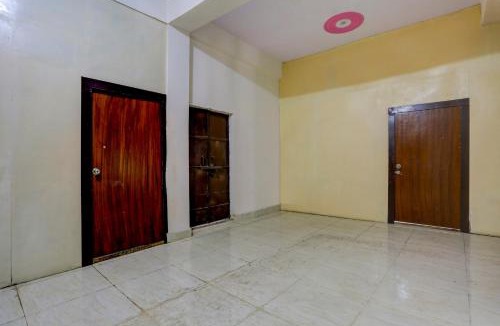 Aligarh Hotel | OYO 90856 HOTEL MANNAT