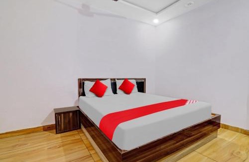 Dhanauli Hotel | OYO Flagship 80834 Hotel Super Star