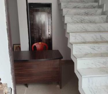 Malihabad Apartment | OYO HOME Manu Galaxy
