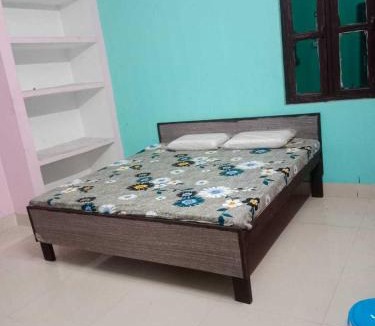 Amroha Hotel | OYO Homes A.k Guest House
