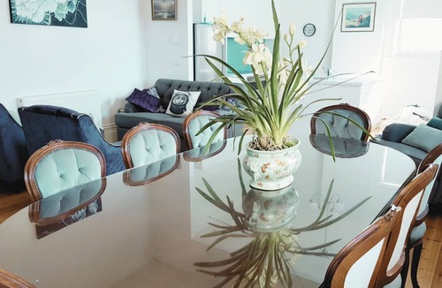 Queenscliff Apartment | Ozone Tower in Queenscliff