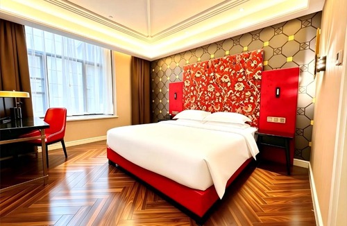 Panyu Hotel | Paco Hotel Guangzhou Hanxi Chimelong Wanbo Subway Station