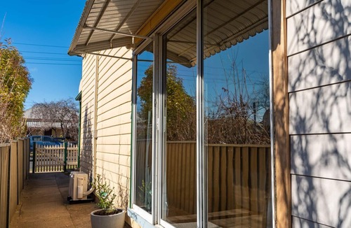 Orange East Villa | Paddington Villa 1- Netflix,Disney Plus &Wifi