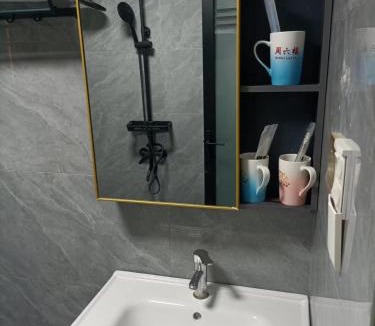 Zhanggong District Apartment | - Parent Child Travel - Zhanggong District - South Wudang Mountain - Nine Directions Wanda Plaza - Business Reception - Ganzhou Municipal Government - 2-Residence