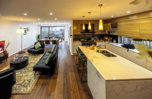 Braybrook House | Parkside Ember Luxe w/Campfire and Entertainment Lounge
