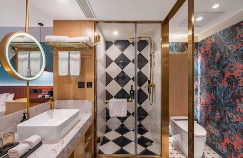 Xuanwu Hotel | Parkside Inn