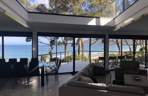 Eaglehawk Neck House | Pavilion on Pirates.
