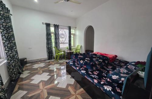 Kupwara Hotel | Payer Resort