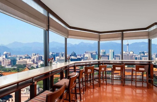 Wangfujing Shopping Area Hotel | Peace Hotel Beijing