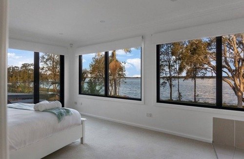 Central Coast House | Peaceful Budgewoi Family Getaway