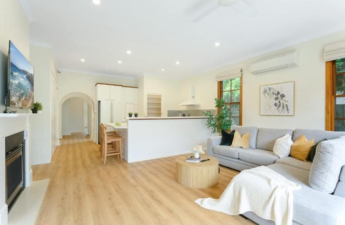 Riverview House | Peaceful Riverview Retreat Near Chatswood & City