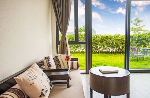 Xiufeng Hotel | Peach Blossom Resort Hotel