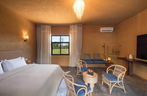 Jinghong Resort | Peacock Valley Hot Spring VILLA Resort