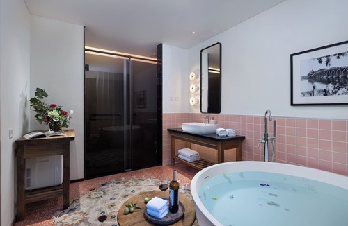Dongcheng House | Peking Yard Boutique Hotel