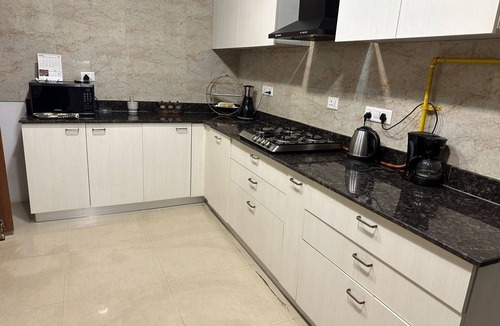 Noida Bed & Breakfast | PENTHOUSE luxurious spacious Golf facing 3 Bedroom with attached washrooms