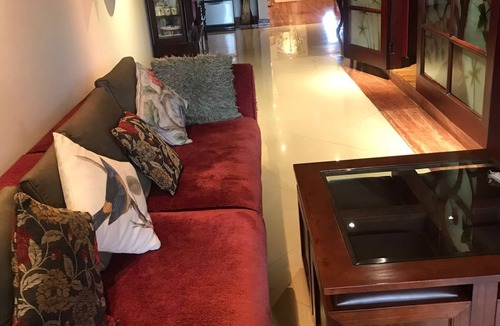 Gulshan House | per night/monthly 3200sqft full furnished apartment antique furniture gulshan