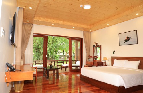 Phong Dien Hotel | Phi Yen Eco Resort